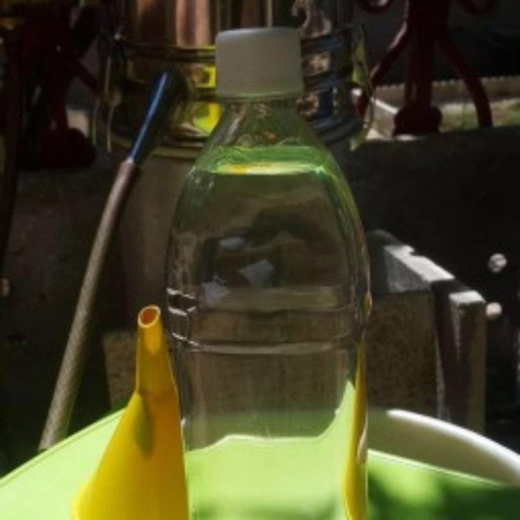 One liter of high organ blood rose water with wonderful aroma and taste mavizmarket